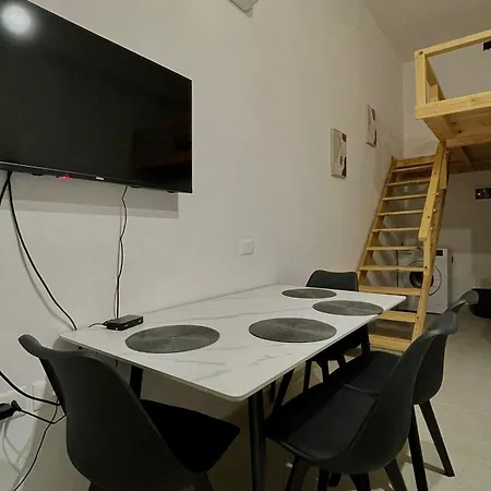 Cozy Apartment *